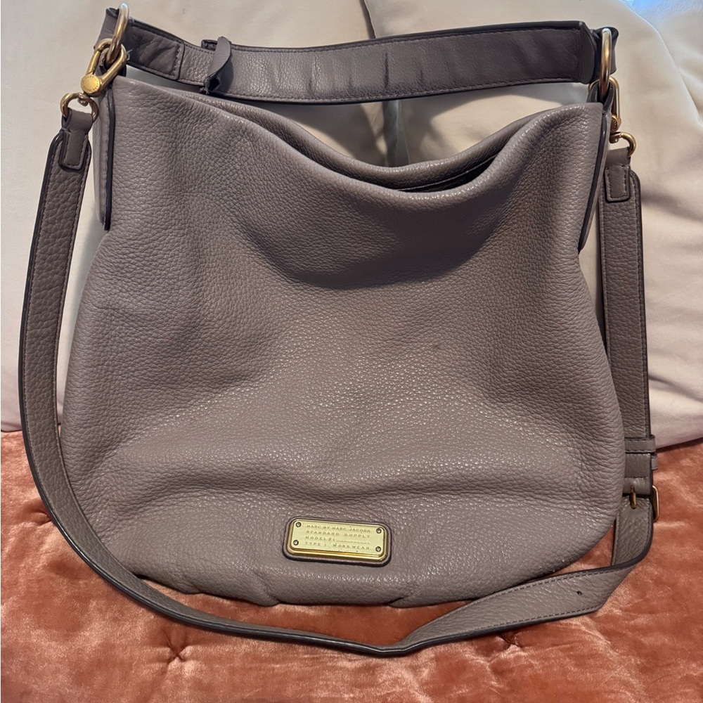 Marc Jacobs Gray Leather ‘New Q Hiller’ Hobo Bag